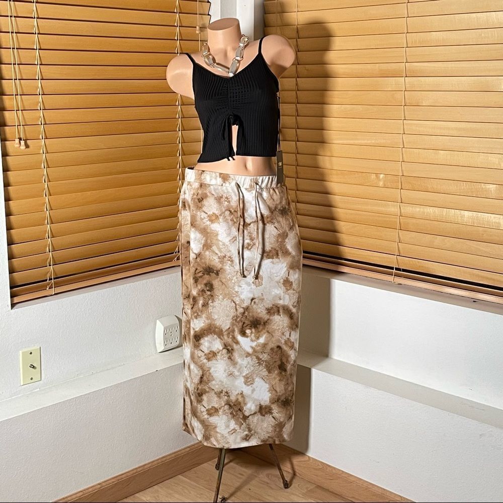NWT Sz L Messini Beige white tie dye Maxi Long Boho Skirt So on style & Comfy